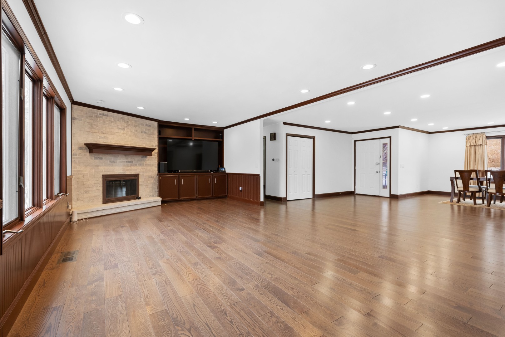 Fleetwood Dr 3732 Portage 49024 Raw 34